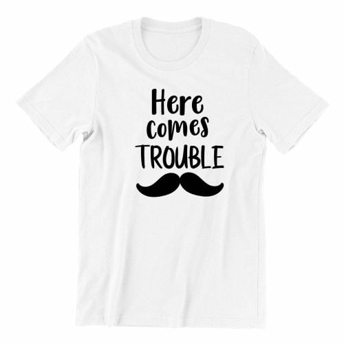 Here comes trouble kaobeiking cute graphic casual wear singapore teen fun typo quote white streetwear teeshirt